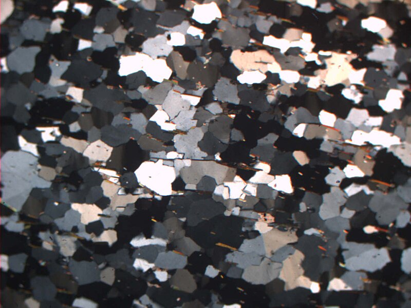 File:Thin section image of quartzie.jpg