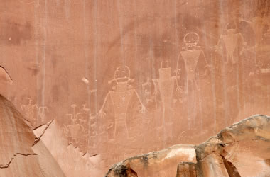 Capitol Reef petroglyphs