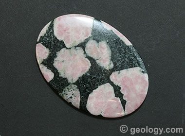 Diorite cabochon