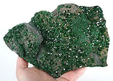 Drusy uvarovite