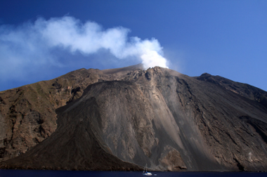Stromboli Venting Steam