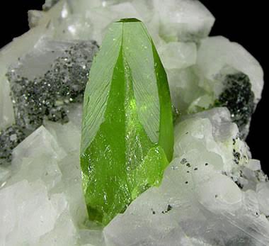 titanite crystal