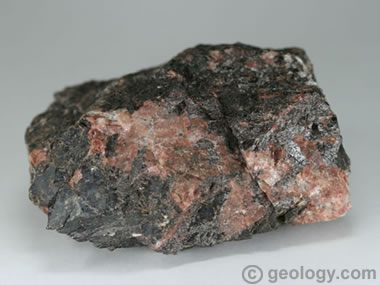 massive pink titanite