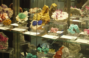 Valuable mineral specimens